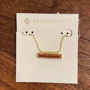 Kendra Scott Leanor Gold Pendant Drop Necklace